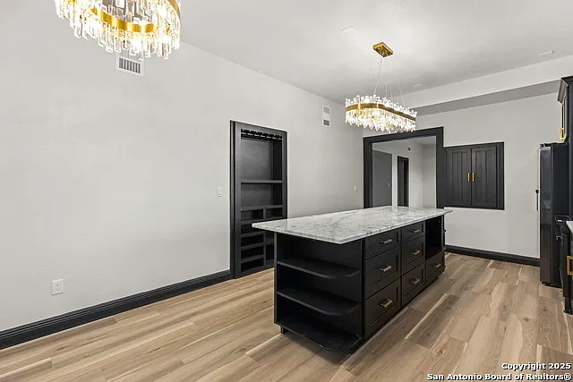 141 Oak Shores Dr — Photo 38