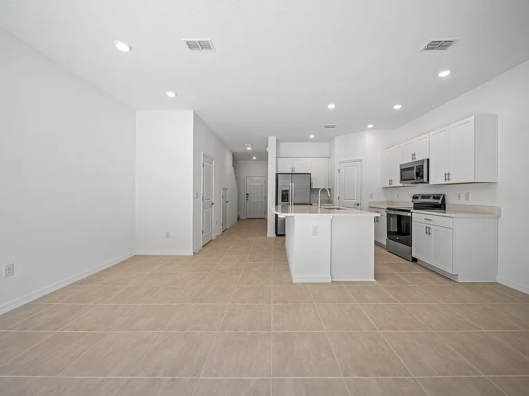 2085 Hallier Cv — Photo 5