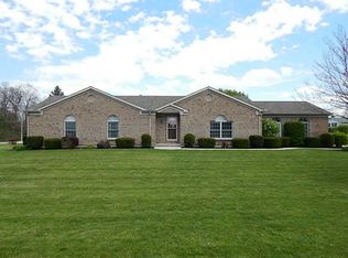 7497 Twin Maple Ln, Greenville, OH 45331