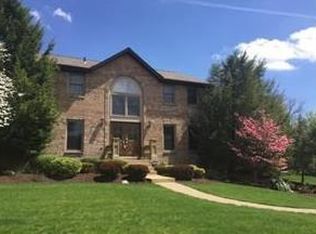 109 Redcliffe Dr, Clairton, PA 15025