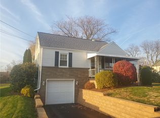 2557 Virginia Dr, New Kensington, PA