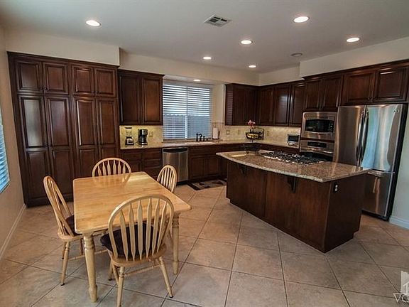 3rd image of 3120 Ferncrest Pl