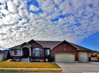 695 N 2475 W, Layton, UT 84041