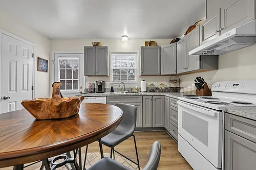 Yorkview Apartments Photo 1