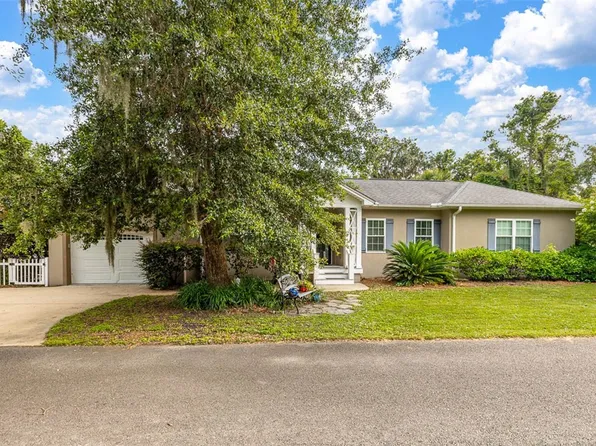 818 Ash St, Saint Simons Island, GA 31522