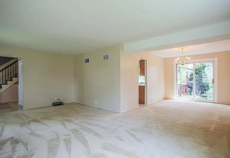 1114 Durham Dr — Photo 5