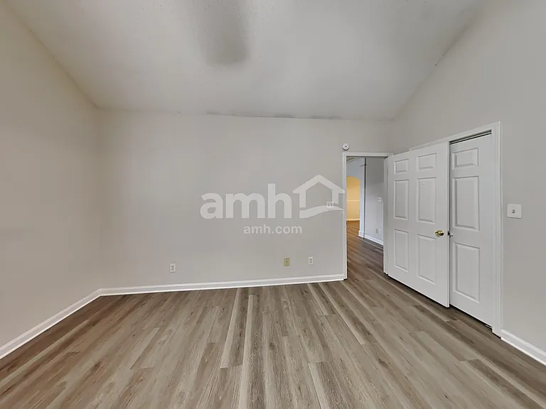 321 Winchester Way — Photo 11