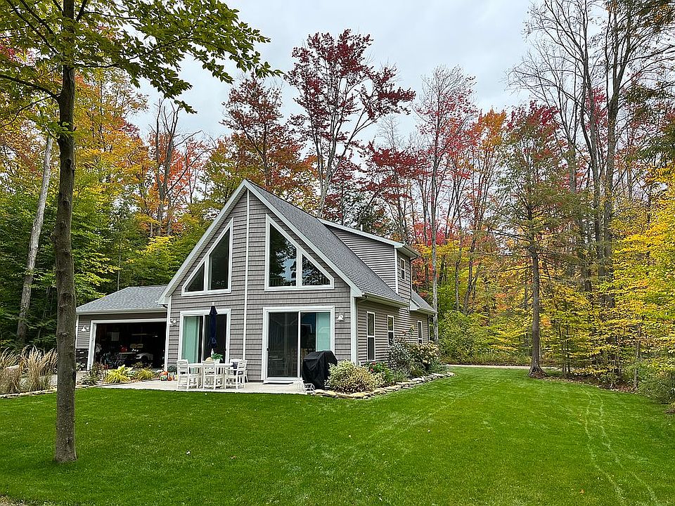 8508 Strawberry Point Rd, Grawn, MI 49637 Zillow