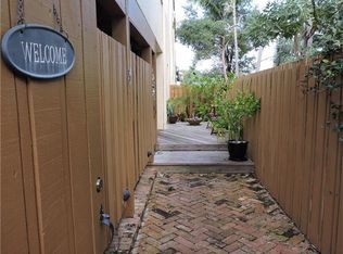 2761 NE 14th St, Fort Lauderdale, FL 33304