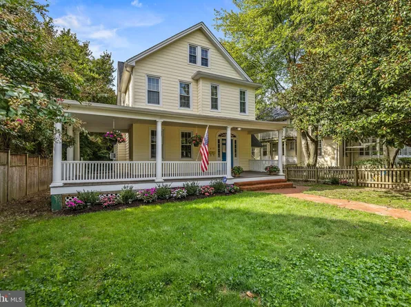 415 E Lake Ave, Baltimore, MD 21212