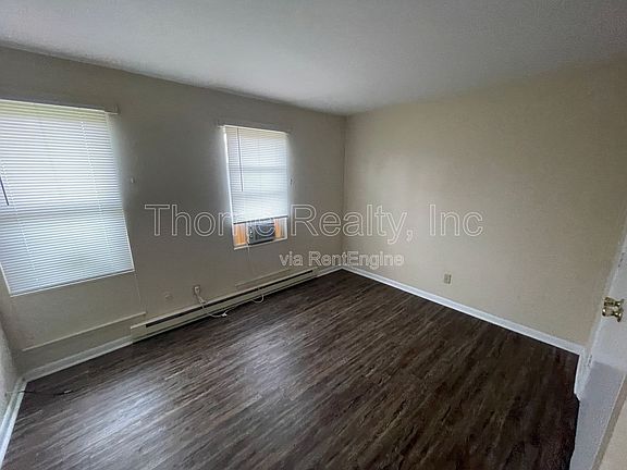 2nd image of 400 E Northern Blvd APT 30