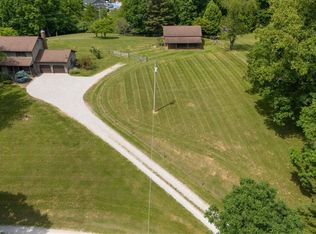 436 Moody Ridge Rd, Belpre, OH 45714