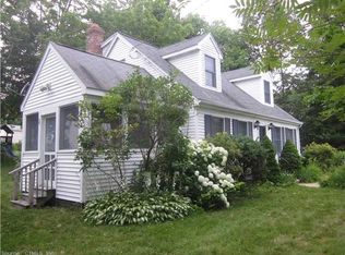10 McCook Pl, Niantic, CT 06357