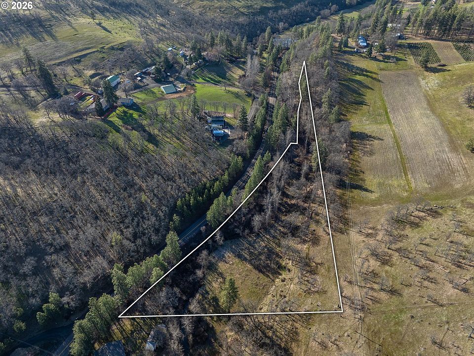 1st image of 3673 Browns Creek Rd