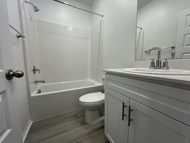 2732 Crozier Ct — Photo 2