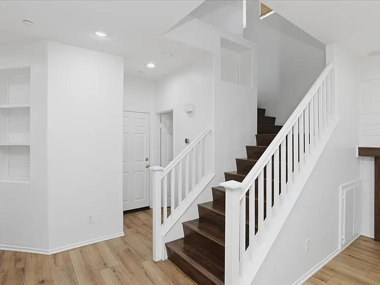 11309 Rasmussen Ct — Photo 7