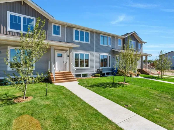 157 W Athens Rd, Blackfalds, AB T4M 0Y6