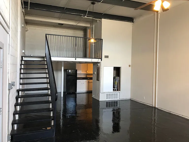 Harwood Lofts — Photo 8
