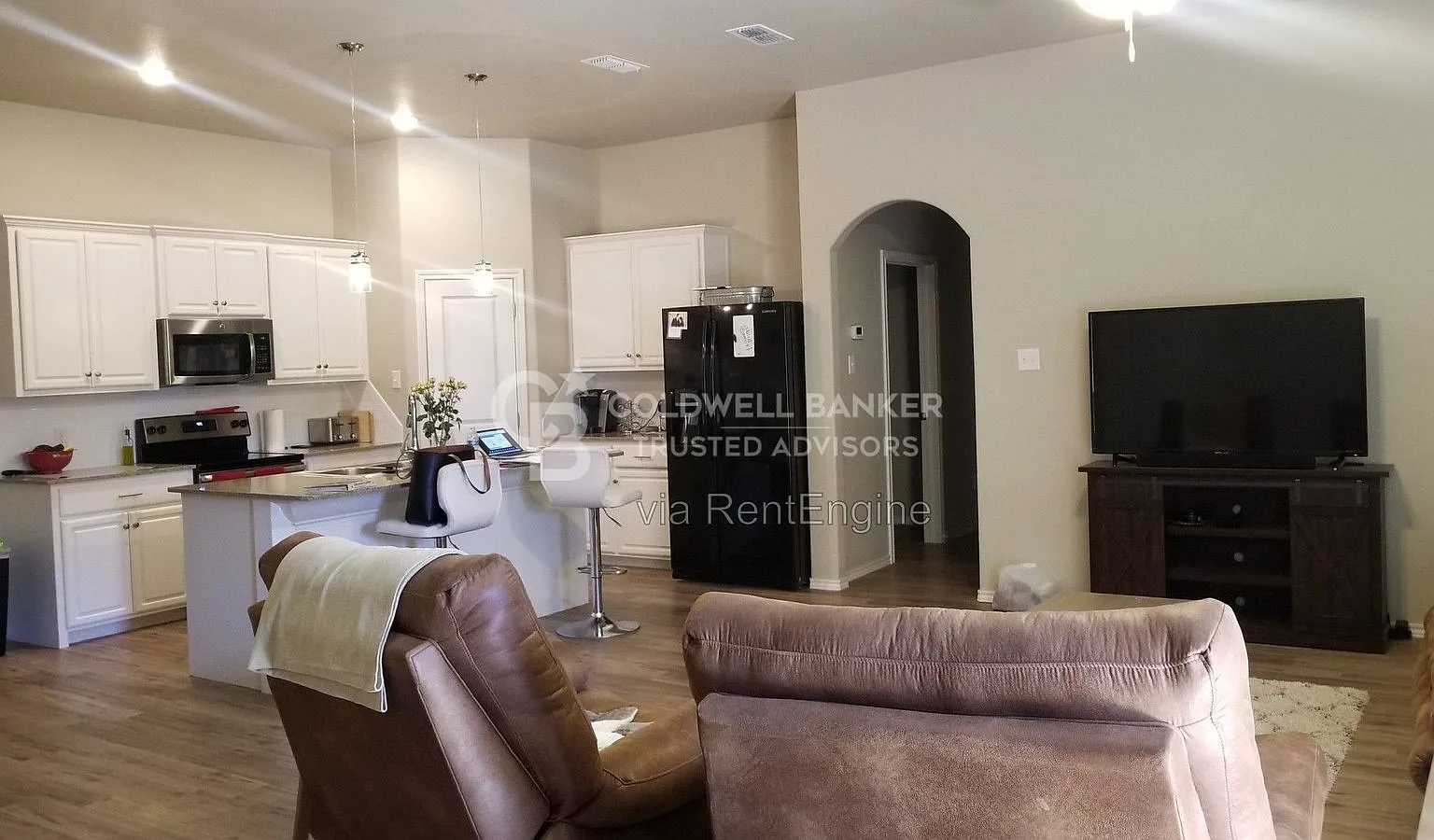 3 bed, 2.0 bath, 1530 sqft, $1,475 — Photo 2