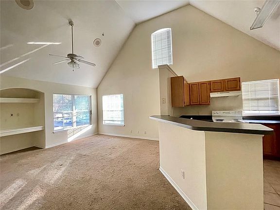 3rd image of 3362 Greenwich Village Blvd APT 204
