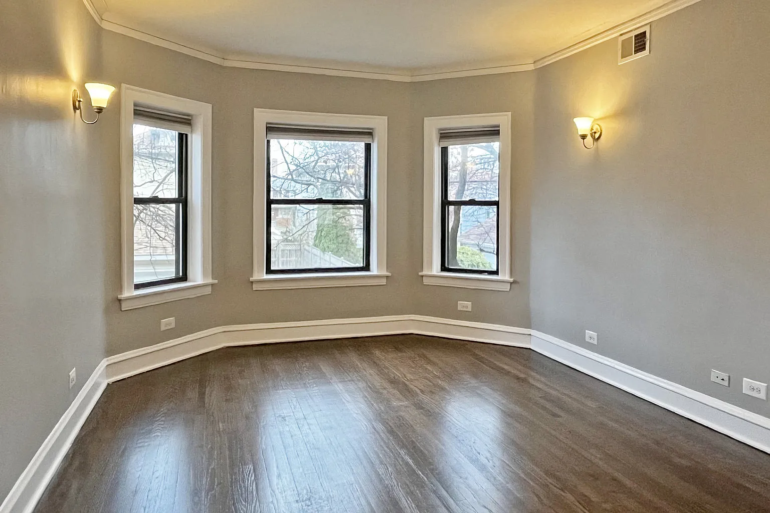 113-117 South Blvd. — Photo 3