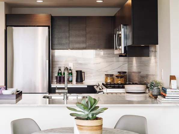 315 West 33rd Street image 5 of 19