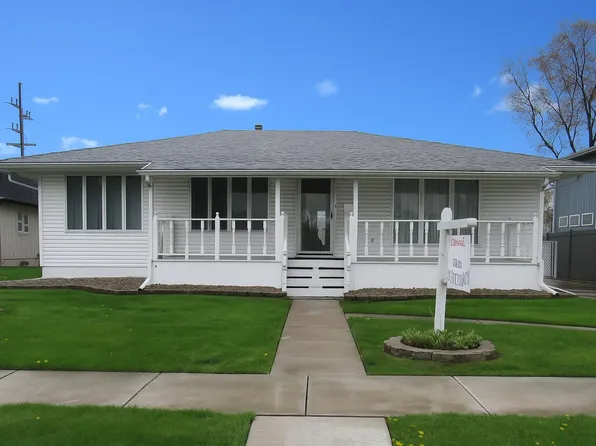 843 N Ernest St, Griffith, IN 46319