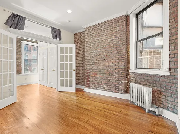 75 E 3rd St, New York, NY