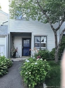 11 Talcott Forest Road APT C, Farmington, CT, 06032