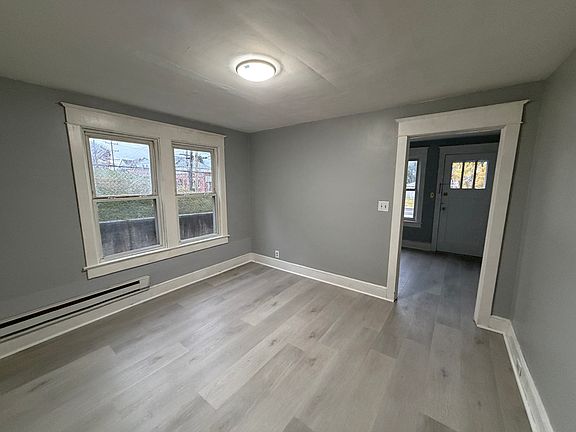 4th image of 378 Prospect St #4