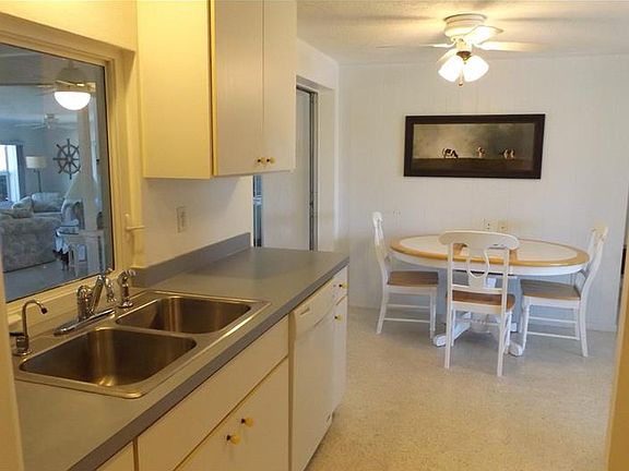 5th image of 190 Francis Dr NE