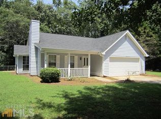 90 Glynn Isle Dr, Covington, GA 30016