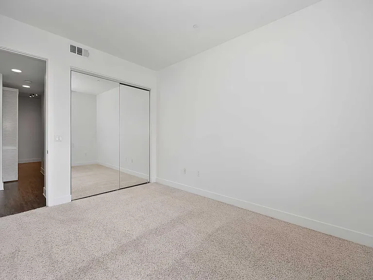 The Vivere Lofts — Photo 42