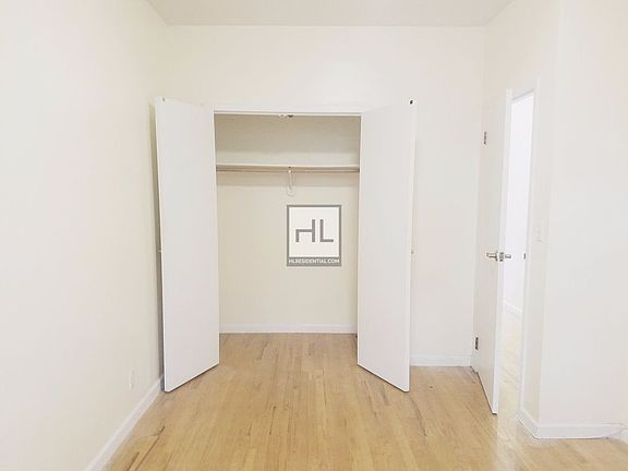 5th image of 23 Somers St #3