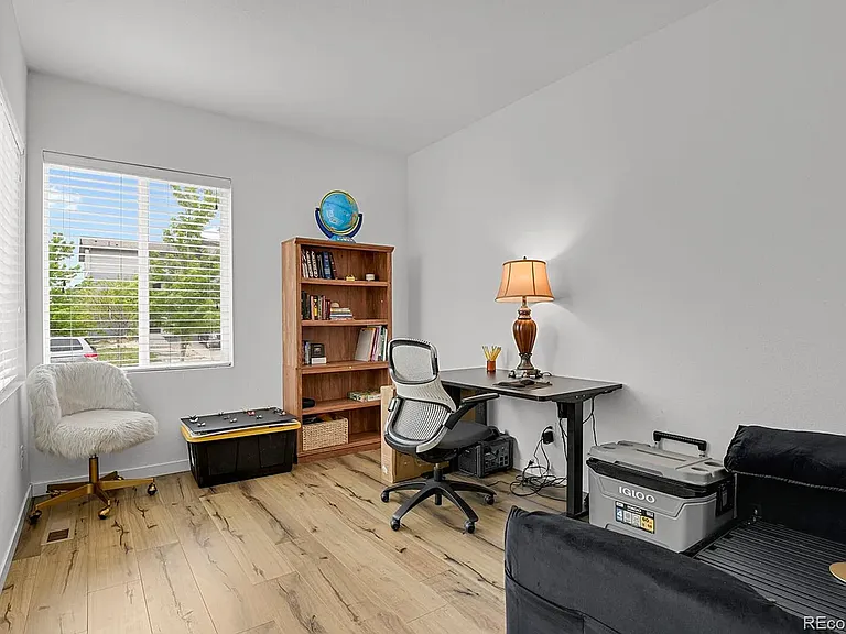 11081 Richfield Cir — Photo 19