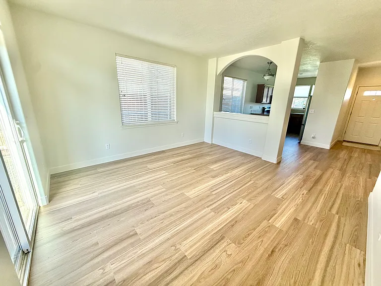 6512 Enzian Falls Dr — Photo 2
