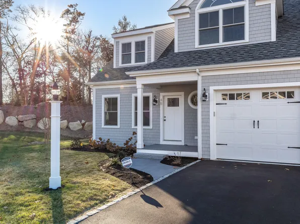 213 North Falmouth Highway #4B, North Falmouth, MA 02556
