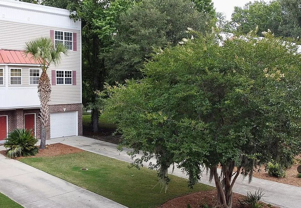 1st image of 4616 Palm View Cir