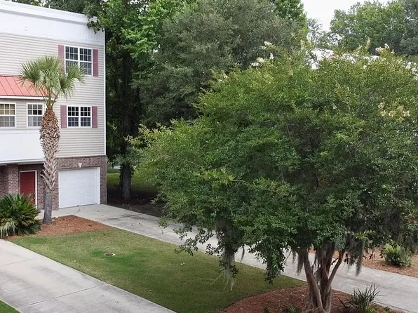 4616 Palm View Cir, North Charleston, SC 29418