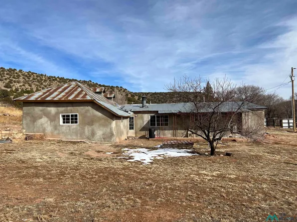 29 County Road B29e, Las Vegas, NM 87701