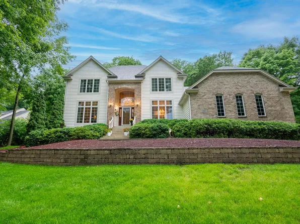 605 Toldt Forest COURT, Brookfield, WI 53045
