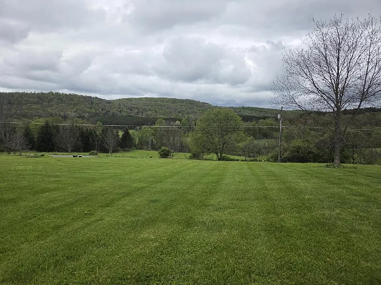 390 Tiona Rd — Photo 33