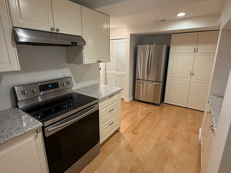 97 Sewall Ave #5 — Photo 15