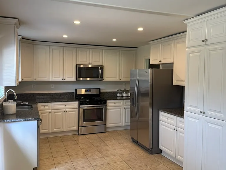 5748 Farmbrook Dr — Photo 6