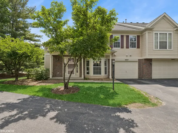1087 Huntwyck Ct, Elgin, IL 60120