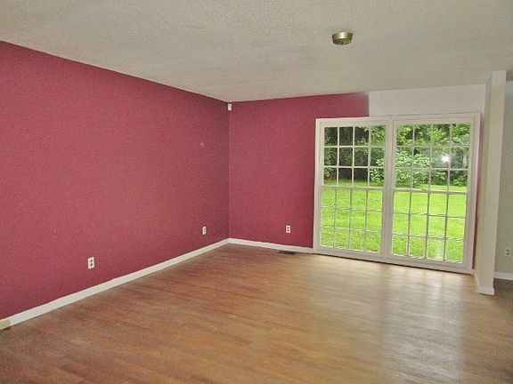 5th image of 2406 Orlando Dr