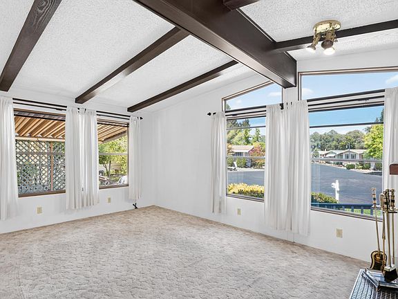5th image of 85 Malaga Court