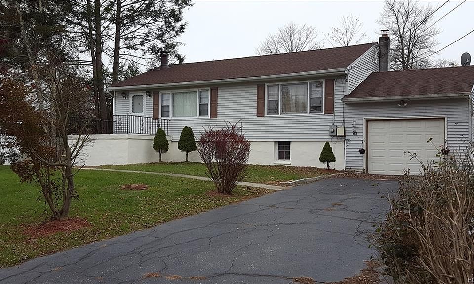 1st image of 63 Overlook Dr