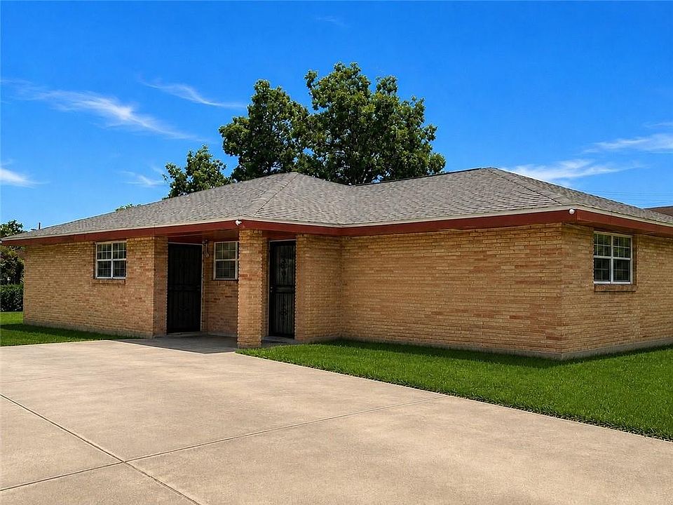 1st image of 4709-11 Shalimar Dr