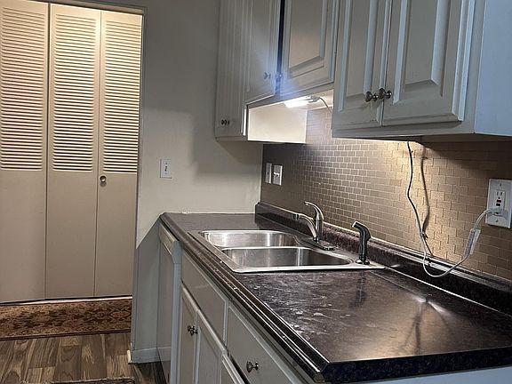 4th image of 2801 Flag Ave N APT 102